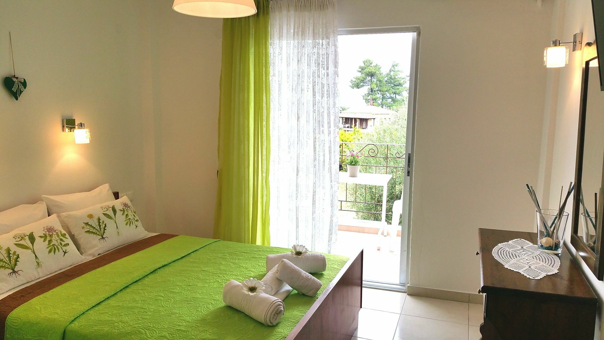 Hotel Apartment Kastoria Hanioti Ngoại thất bức ảnh